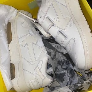 Off white shoes kids